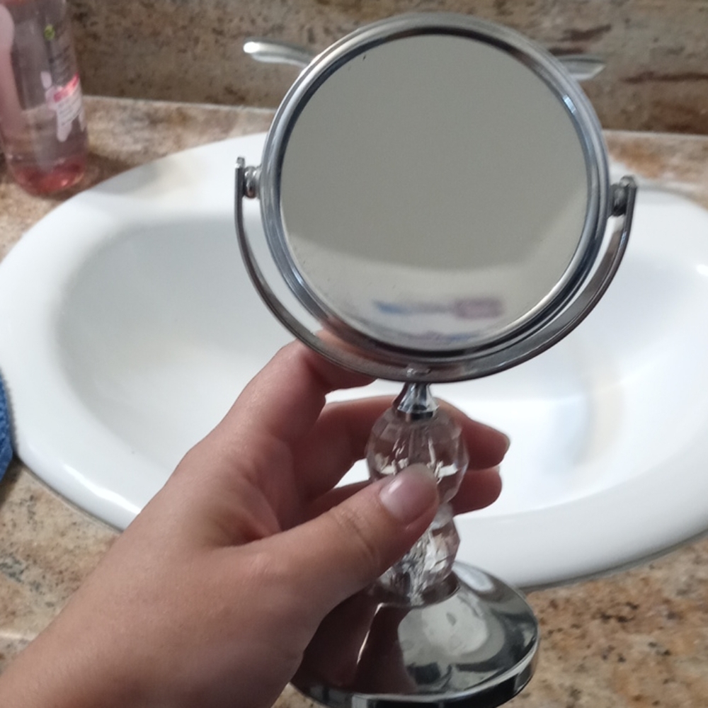Mirror - Picture 2 of 2